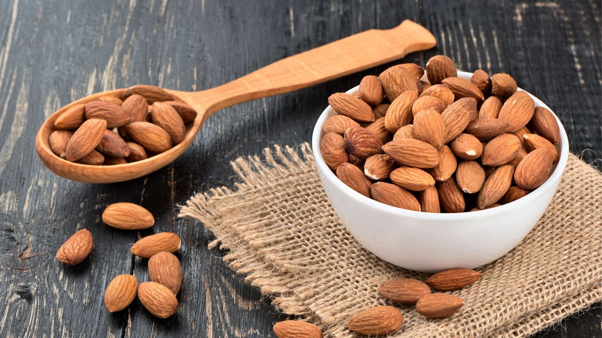 almond market trend